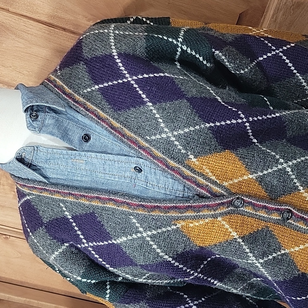 Vintage Wool Argyle Cardigan - Picture 2 of 11